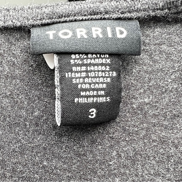 Torrid Gray Swing Knit Cami/Tank with White Embroidery Accent (Size 3) - Picture 6 of 6